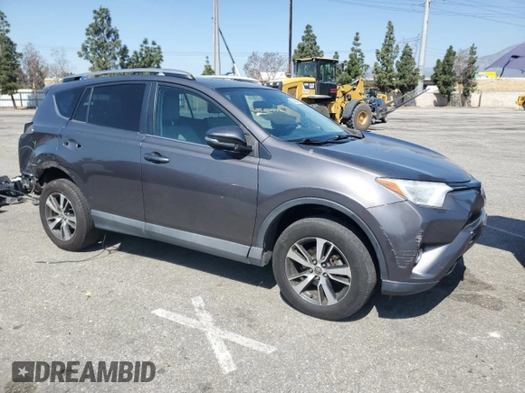 2018 Toyota RAV4 XLE with VIN 2T3WFREVXJW439401, listed as a Copart auction lot 52359275 with 148,274 mi miles and Salvage Title. Bid and sale history available at carsss.com. Image 4.