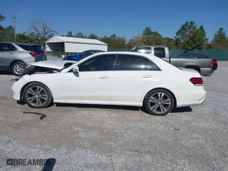 2016 Mercedes-Benz E-Class E 350 Sport with VIN WDDHF5KB2GB232214, listed as a IAAI auction lot 41723156 with 119,157 mi miles. Bid and sale history available at carsss.com. Image 14.