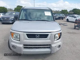 2005 Honda Element LX with VIN 5J6YH18315L008219, listed as a IAAI auction lot 41615035 with 183,464 mi miles and . Bid and sale history available at DreamBid. Image 12.