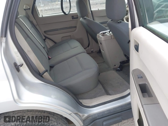 2008 Ford Escape XLS с VIN 1FMCU02Z08KA71935, выставлен на аукционе IAAI как лот 41889213 с пробегом 156 500 миль миль и . История ставок и продаж доступна на DreamBid. Изображение 8.