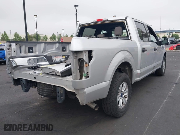 2015 Ford F-150 XL z VIN 1FTEW1CF1FKD98441, wystawiony jako IAAI lot #42397780 z przebiegiem 145 108 mil mil oraz . Historia ofert i sprzedaży dostępna na DreamBid. Obrazek 4.