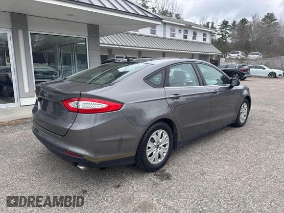 2013 Ford Fusion S with VIN 3FA6P0G76DR210414, listed as a IAAI auction lot 41981062 with 195,306 mi miles. Bid and sale history available at carsss.com. Image 4.