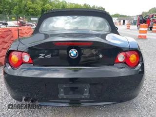 2003 BMW Z4 2.5i with VIN 4USBT33473LS40174, listed as a IAAI auction lot 42637259 with 88,136 mi miles and . Bid and sale history available at DreamBid. Image 16.