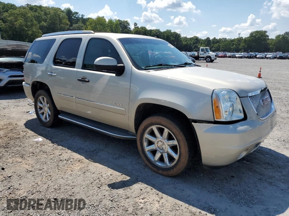 2013 GMC Yukon Denali with VIN 1GKS2EEF2DR276957, listed as a Copart auction lot 66677844 with 159,597 mi miles and Salvage Title. Bid and sale history available at carsss.com. Image 4.