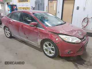 2012 Ford Focus Titanium с VIN 1FAHP3J24CL346626, выставлен на аукционе IAAI как лот 41760827 с пробегом 221 755 миль миль и . История ставок и продаж доступна на DreamBid. Изображение 1.