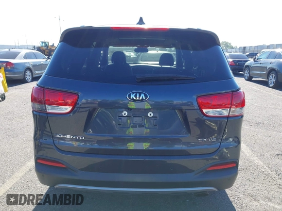 2018 Kia Sorento EX с VIN 5XYPH4A53JG340201, выставлен на аукционе IAAI как лот 42226097 с пробегом 59 415 миль миль и . История ставок и продаж доступна на DreamBid. Изображение 17.