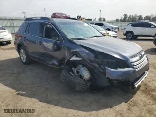 2014 Subaru Outback 2.5i Limited with VIN 4S4BRBMCXE3267470, listed as a Copart auction lot 48677895 with 133,165 mi miles and Salvage Title. Bid and sale history available at carsss.com. Image 4.
