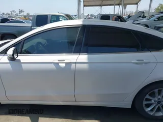 2020 Ford Fusion SE with VIN 3FA6P0LU9LR227928, listed as a IAAI auction lot 42445186 with 59,431 mi miles and . Bid and sale history available at DreamBid. Image 14.