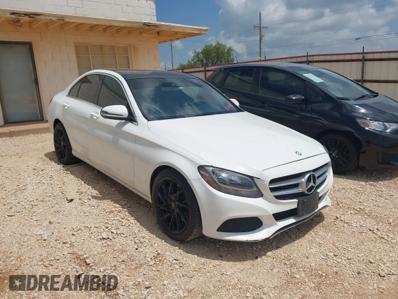 2017 Mercedes-Benz C 300 с VIN 55SWF4JB6HU199101, выставлен на аукционе IAAI как лот 42749352 с пробегом 123 279 миль миль и . История ставок и продаж доступна на DreamBid. Изображение 1.