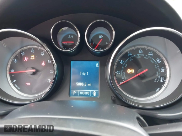 2011 Buick Regal CXL RL1 with VIN 2G4GN5EC6B9198880, listed as a IAAI auction lot 41623371 with 186,088 mi miles and . Bid and sale history available at DreamBid. Image 7.