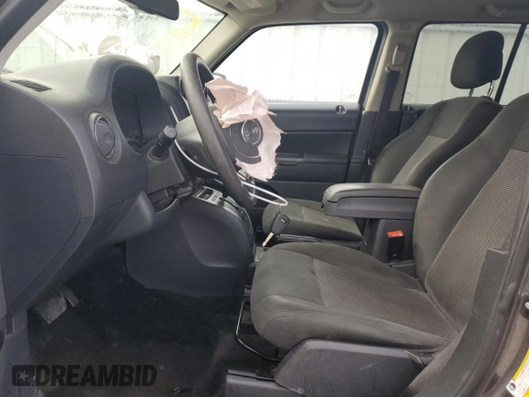 2016 Jeep Patriot Sport with VIN 1C4NJRBB3GD509217, listed as a Copart auction lot 48826605 with 199,914 mi miles and Salvage Title. Bid and sale history available at carsss.com. Image 7.