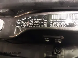 2021 Jeep Renegade Latitude with VIN ZACNJDBB1MPM71726, listed as a IAAI auction lot 41607723 with 30,655 mi miles. Bid and sale history available at carsss.com. Image 9.