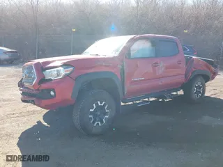 2017 Toyota Tacoma SR5 with VIN 5TFCZ5AN7HX066610, listed as a IAAI auction lot 41826085 with 85,033 mi miles. Bid and sale history available at carsss.com. Image 18.