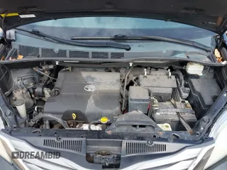 2013 Toyota Sienna XLE with VIN 5TDDK3DC9DS064154, listed as a IAAI auction lot 41898401 with 175,013 mi miles and . Bid and sale history available at DreamBid. Image 10.
