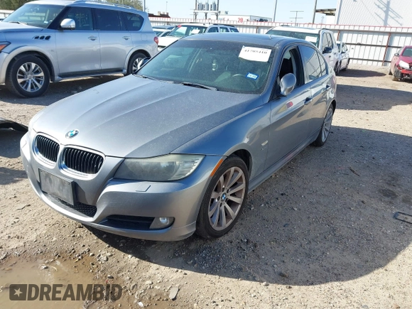 2011 BMW 3 Series 328i xDrive with VIN WBAPK7G53BNN85078, listed as a IAAI auction lot 41705410 with 142,695 mi miles and . Bid and sale history available at carsss.com. Image 2.