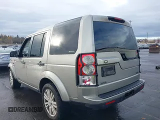 2010 Land Rover LR4 Lux with VIN SALAK2D44AA545808, listed as a IAAI auction lot 40927764 with 114,042 mi miles and . Bid and sale history available at DreamBid. Image 3.