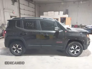 2019 Jeep Renegade Trailhawk z VIN ZACNJBC11KPJ92963, wystawiony jako IAAI lot #41811338 z przebiegiem 95 852 mil mil oraz . Historia ofert i sprzedaży dostępna na DreamBid. Obrazek 13.
