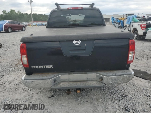 2007 Nissan Frontier Nismo z VIN 1N6AD07U87C437686, wystawiony jako Copart lot #55813325 z przebiegiem 199 594 mil mil oraz Szkoda całkowita • Salvage title. Historia ofert i sprzedaży dostępna na DreamBid. Obrazek 6.