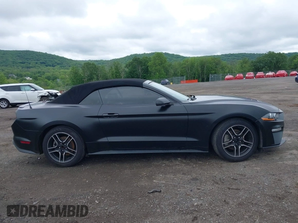 2018 Ford Mustang EcoBoost Premium with VIN 1FATP8UHXJ5171341, listed as a IAAI auction lot 42366152 with 82,426 mi miles and . Bid and sale history available at DreamBid. Image 13.