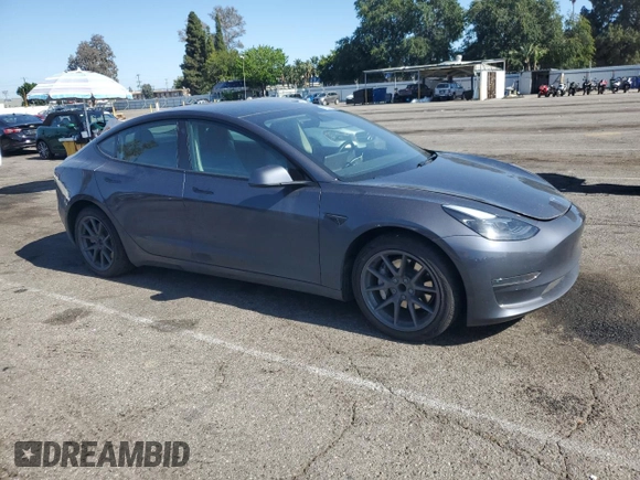 2023 Tesla Model 3 с VIN 5YJ3E1EAXPF607931, выставлен на аукционе Copart как лот 52629305 с пробегом 87 785 миль миль и Списание • Salvage title. История ставок и продаж доступна на DreamBid. Изображение 4.