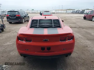 2012 Chevrolet Camaro 1LT z VIN 2G1FB1E36C9205287, wystawiony jako IAAI lot #42076941 z przebiegiem 86 155 mil mil oraz . Historia ofert i sprzedaży dostępna na DreamBid. Obrazek 17.