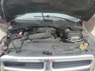 2005 Dodge Durango SLT z VIN 1D4HB48D65F539936, wystawiony jako Copart lot #49795885 z przebiegiem 262 712 mil mil oraz Szkoda całkowita • Salvage title. Historia ofert i sprzedaży dostępna na DreamBid. Obrazek 13.
