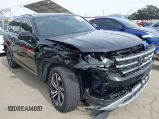 2021 Volkswagen Atlas SEL Premium with VIN 1V2TE2CA6MC220132, listed as a IAAI auction lot 41688148 with 57,249 mi miles and . Bid and sale history available at DreamBid. Image 1.