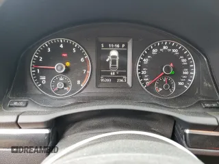 2013 Volkswagen Eos Komfort with VIN WVWBW8AH0DV003581, listed as a Copart auction lot 54498655 with 95,203 mi miles and Salvage Title. Bid and sale history available at DreamBid. Image 9.