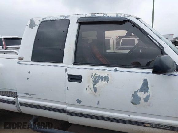 1995 Chevrolet Silverado 1500 with VIN 1GCEK19K0SE155342, listed as a IAAI auction lot 41944089 with 278,439 mi miles and . Bid and sale history available at DreamBid. Image 13.