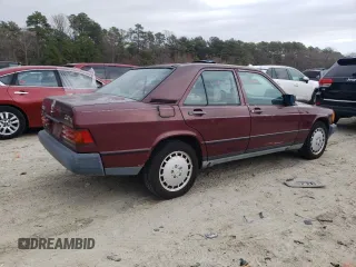 1986 Mercedes-Benz 190 with VIN WDBDA24D1GF156335, listed as a Copart auction lot 50976435 with 106,109 mi miles and Clean Title. Bid and sale history available at carsss.com. Image 3.