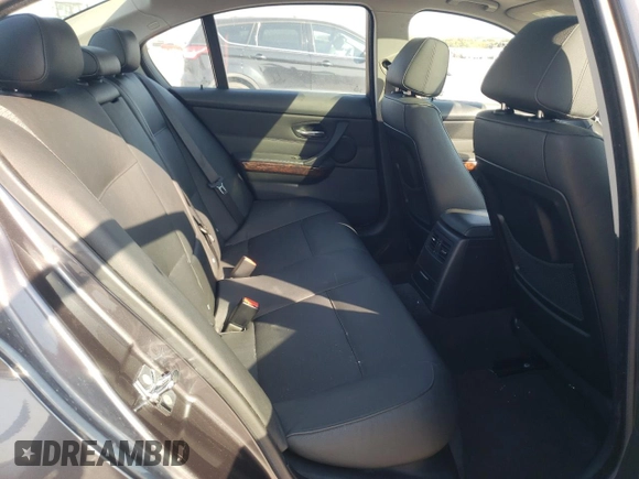 2007 BMW 3 Series 328i с VIN WBAVC535X7FZ75126, выставлен на аукционе Copart как лот 75366994 с пробегом 130 305 миль миль и Чистый • Clean title. История ставок и продаж доступна на DreamBid. Изображение 10.