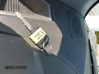 2004 Nissan Titan LE z VIN 1N6AA07B44N573319, wystawiony jako IAAI lot #42004100 z przebiegiem 196 357 mil mil oraz . Historia ofert i sprzedaży dostępna na DreamBid. Obrazek 11.