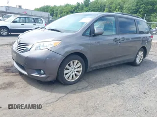 2011 Toyota Sienna XLE with VIN 5TDDK3DC8BS028176, listed as a IAAI auction lot 42592654 with 161,992 mi miles and . Bid and sale history available at DreamBid. Image 18.