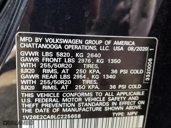 2020 Volkswagen Atlas Cross Sport 3.6L V6 SE w/Technology with VIN 1V26E2CA9LC225658, listed as a Copart auction lot 61670693 with 31,514 mi miles. Bid and sale history available at carsss.com. Image 14.