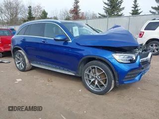 2022 Mercedes-Benz GLC with VIN W1N0G8EB1NG069727, listed as a IAAI auction lot 41841850 with 38,512 mi miles. Bid and sale history available at carsss.com. Image 1.