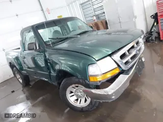 1999 Ford Ranger XL with VIN 1FTYR10V3XPB21911, listed as a IAAI auction lot 41644392 with NaN miles. Bid and sale history available at carsss.com. Image 1.