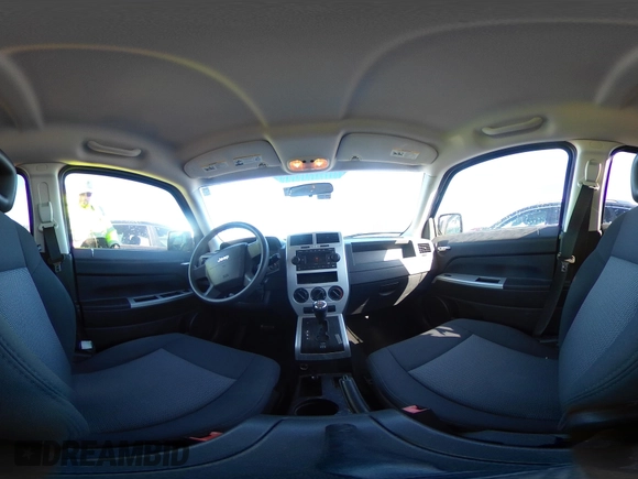 2008 Jeep Patriot Sport with VIN 1J8FT28W38D798125, listed as a IAAI auction lot 41004403 with 98,841 mi miles. Bid and sale history available at carsss.com. Image 18.