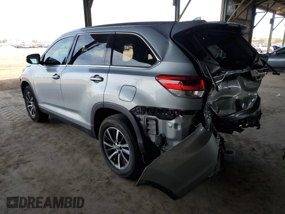2019 Toyota Highlander SE with VIN 5TDKZRFH9KS557280, listed as a Copart auction lot 55094585 with 84,050 mi miles and Salvage title. Bid and sale history available at DreamBid. Image 2.