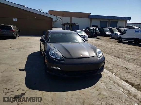 2012 Porsche Panamera S z VIN WP0AB2A70CL060210, wystawiony jako Copart lot #75267644 z przebiegiem 99 227 mil mil oraz Szkoda całkowita • Salvage title. Historia ofert i sprzedaży dostępna na DreamBid. Obrazek 10.