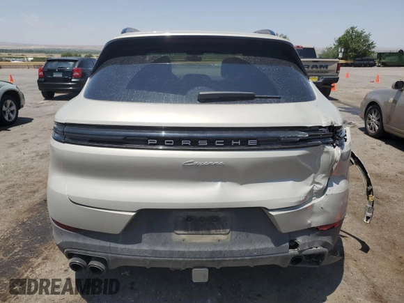 2024 Porsche Cayenne с VIN WP1AA2AYXRDA06913, выставлен на аукционе Copart как лот 61468815 с пробегом 22 152 миль миль и Списание • Salvage title. История ставок и продаж доступна на DreamBid. Изображение 6.