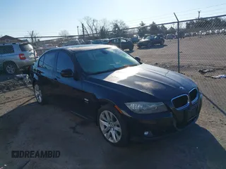 2011 BMW 3 Series 328i xDrive with VIN WBAPK5C50BF126644, listed as a IAAI auction lot 41655485 with 190,045 mi miles. Bid and sale history available at carsss.com. Image 1.