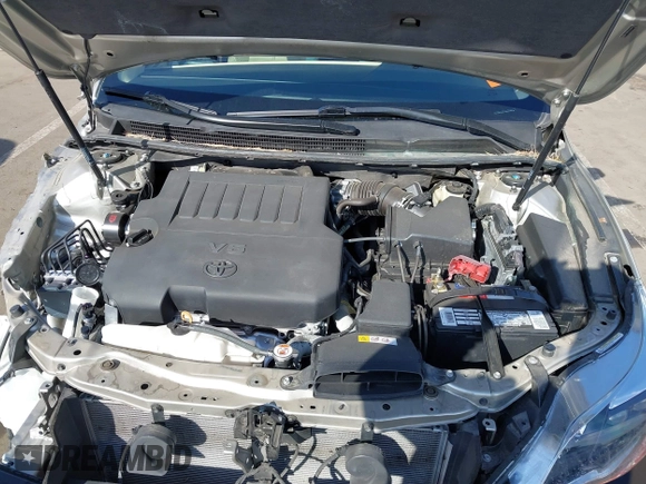 2018 Toyota Avalon XLE with VIN 4T1BK1EBXJU268188, listed as a IAAI auction lot 41441923 with 42,057 mi miles and . Bid and sale history available at DreamBid. Image 10.