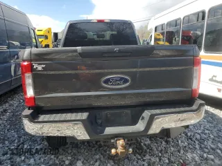 2018 Ford Super Duty F-250 SRW XL with VIN 1FT7W2B66JEB00540, listed as a Copart auction lot 52626865 with 101,222 mi miles and Salvage Title. Bid and sale history available at carsss.com. Image 6.