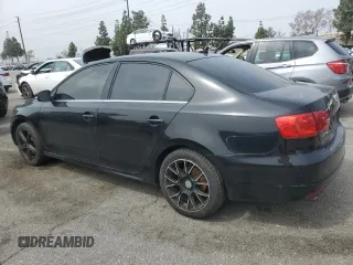2011 Volkswagen Jetta SEL с VIN 3VWLZ7AJ1BM346879, выставлен на аукционе Copart как лот 55180955 с пробегом 202 256 миль миль и Списание • Salvage title. История ставок и продаж доступна на DreamBid. Изображение 2.