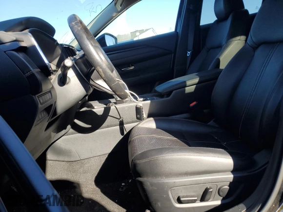 2023 Mazda CX-50 2.5 S Premium Plus Package with VIN 7MMVABEM9PN128857, listed as a Copart auction lot 85693844 with 21,636 mi miles and Salvage Title. Bid and sale history available at carsss.com. Image 7.