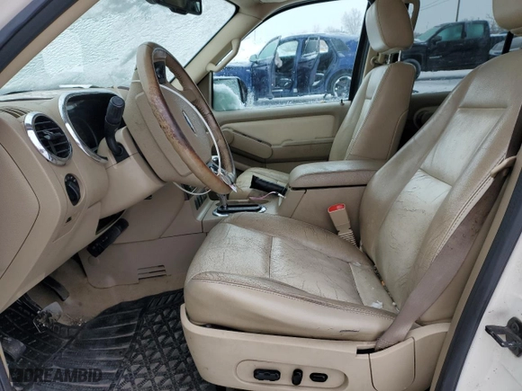 2007 Ford Explorer Limited with VIN 1FMEU75807UB49427, listed as a Copart auction lot 39725484 with 0 mi miles and Non Repairable. Bid and sale history available at carsss.com. Image 7.