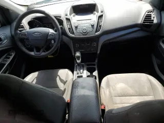 2017 Ford Escape S z VIN 1FMCU0F74HUA19804, wystawiony jako Copart lot #60260425 z przebiegiem 105 587 mil mil oraz Szkoda całkowita • Salvage title. Historia ofert i sprzedaży dostępna na DreamBid. Obrazek 8.