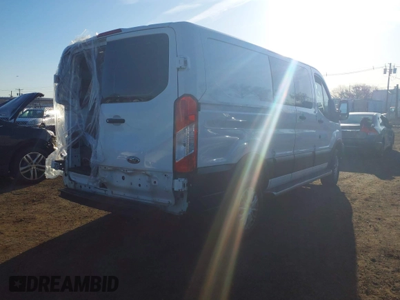 2019 Ford Transit с VIN 1FTYR1ZM1KKB01558, выставлен на аукционе IAAI как лот 41823506 с пробегом 73 250 миль миль и . История ставок и продаж доступна на DreamBid. Изображение 4.