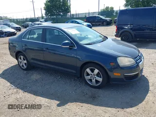 2009 Volkswagen Jetta SE with VIN 3VWRM71K89M176368, listed as a IAAI auction lot 42600256 with 134,065 mi miles and . Bid and sale history available at DreamBid. Image 1.
