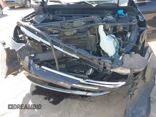 2019 GMC Acadia SLE z VIN 1GKKNLLA5KZ198738, wystawiony jako IAAI lot #42034520 z przebiegiem 73 180 mil mil oraz . Historia ofert i sprzedaży dostępna na DreamBid. Obrazek 6.